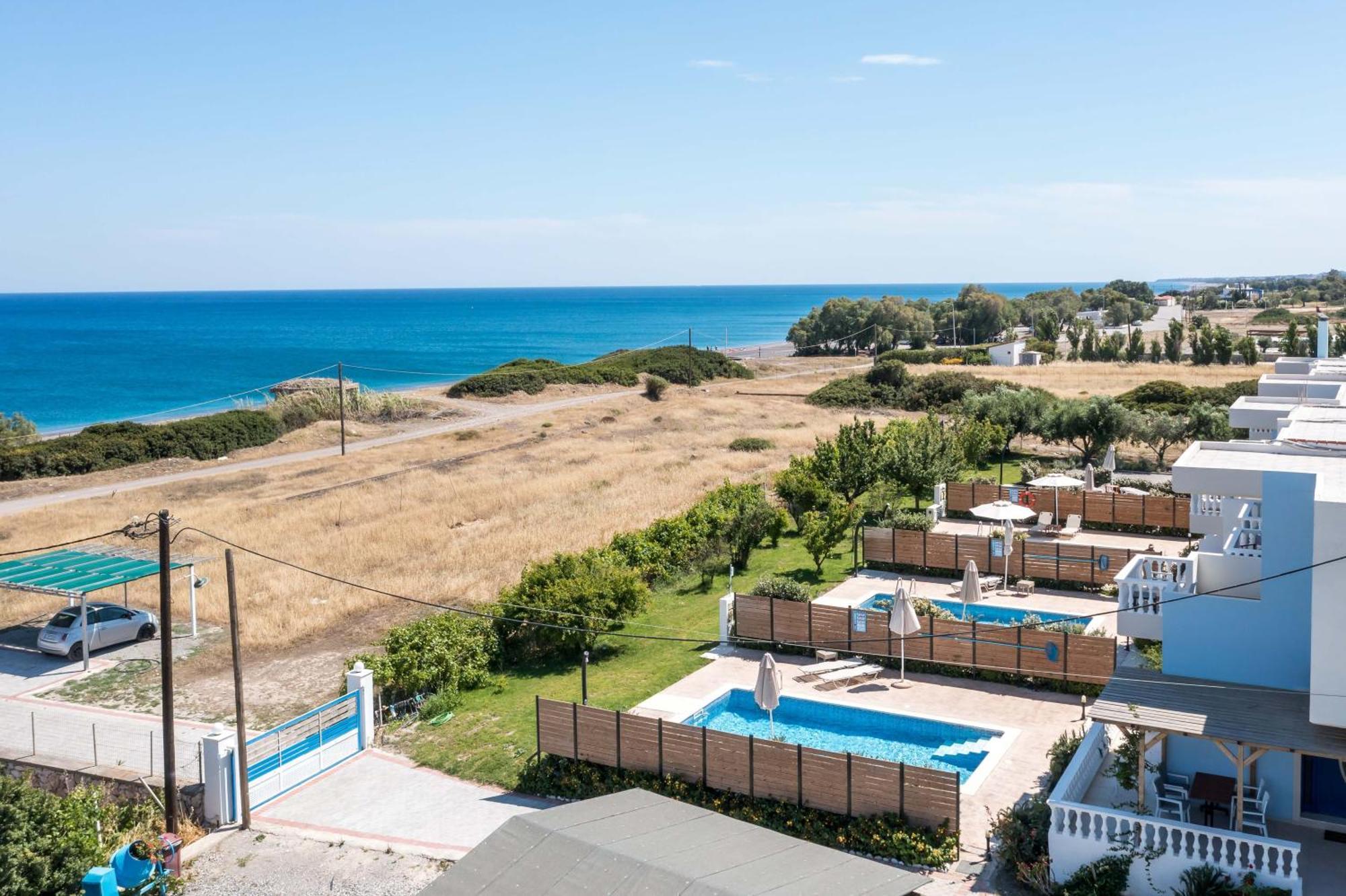 Rita Mare Seafront Villas Heated Pools 根纳迪 外观 照片