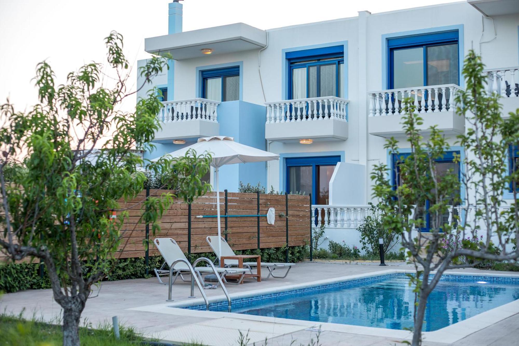Rita Mare Seafront Villas Heated Pools 根纳迪 外观 照片